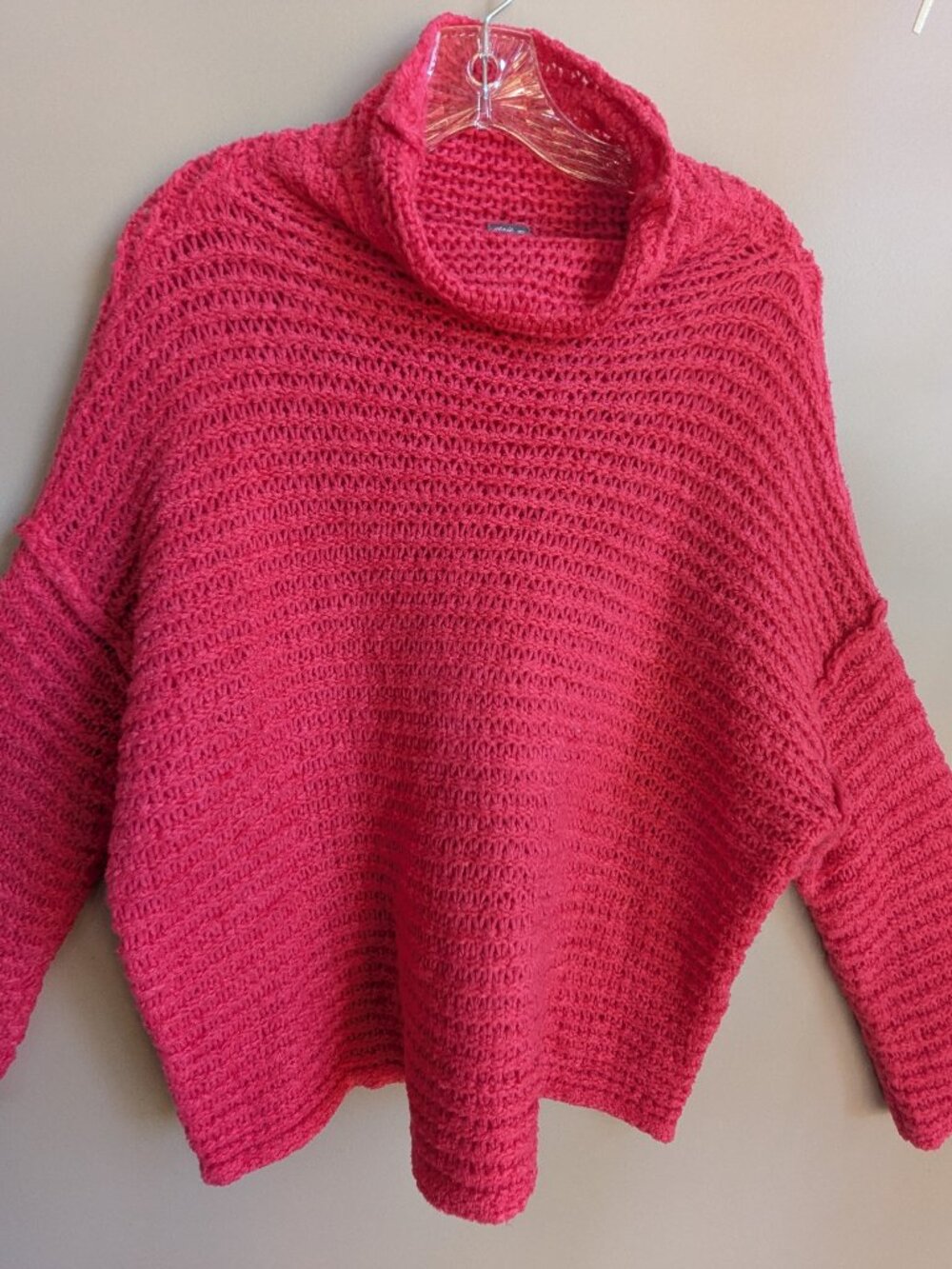 aerie vintage oversized hot pink mock neck crochet pullover sweater size M #765